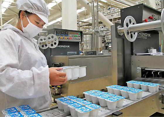 Cina Plastic Cup Dairy Production Line, Produk Lini Produksi Yogurt Bakteri Asam Laktat pemasok