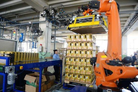 Cina Penanganan Material Berbahaya Mesin Kemasan Robotik Kendali / Semi Auto Easy Operation pemasok